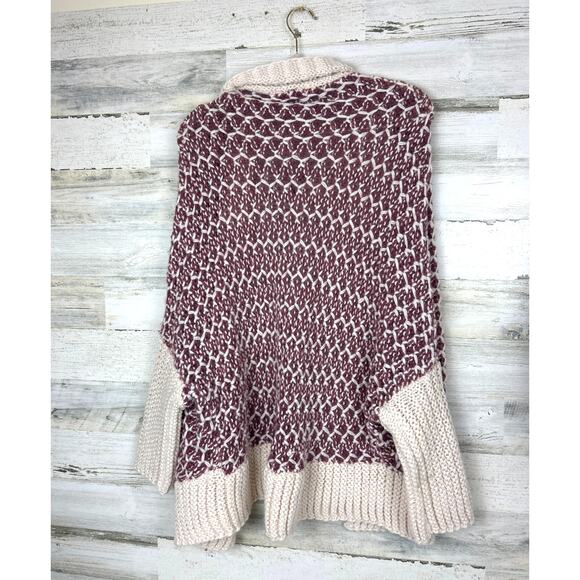 Simply Noelle Women’s One Size Cream Rose Knit 3/4 Sleeve Cardigan Sweater NWT - Picture 3 of 8